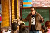 Carlos Vives regresa a Disney+ con la serie “El club de los graves”