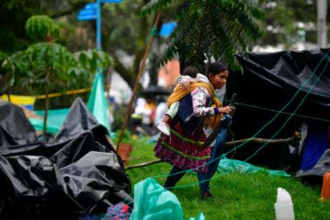 Gobierno le explicó al Congreso su ruta para atender a emberas desplazados en Bogotá