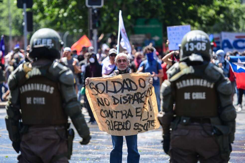 Hoy están convocadas nuevas manifestaciones todo Chile. / AFP