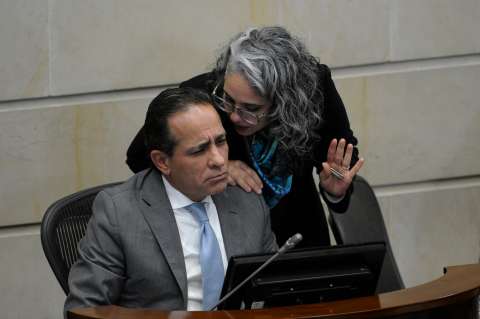 El exsenador del Polo Alexander López asumiría la jefatura del DNP