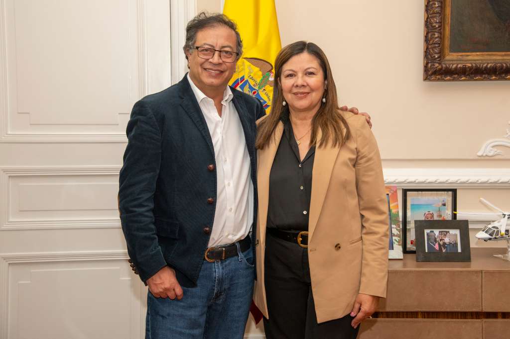 Presidente Gustavo Petro se reunió por primera vez con la nueva fiscal, Luz Adriana Camargo.