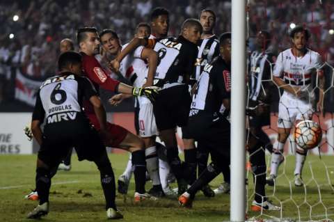 Wilder Guisao jugó 20 minutos en la victoria del Sao Pablo