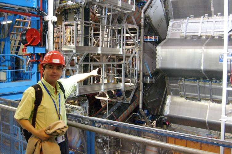Yohany Rodríguez, profesor de la Universidad Antonio Nariño, en el CERN. /Archivo partícular.