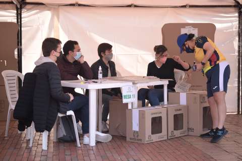 Más de un millón de testigos electorales fueron postulados para las elecciones: CNE