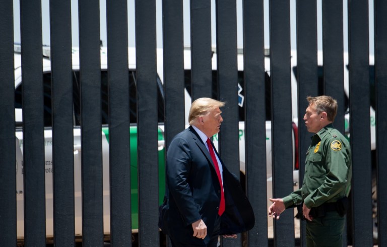 Gobierno de Trump apelará el fallo que prohíbe expulsar a niños migrantes de EE. UU.
