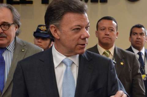 Santos quiere ser recordado por un "gobierno decente"