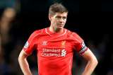 Steven Gerrard podría volver a jugar en Liverpool