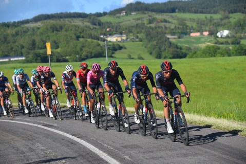 Giro de Italia 2021: Egan Bernal sigue líder y Andrea Vendrame ganó la etapa 12