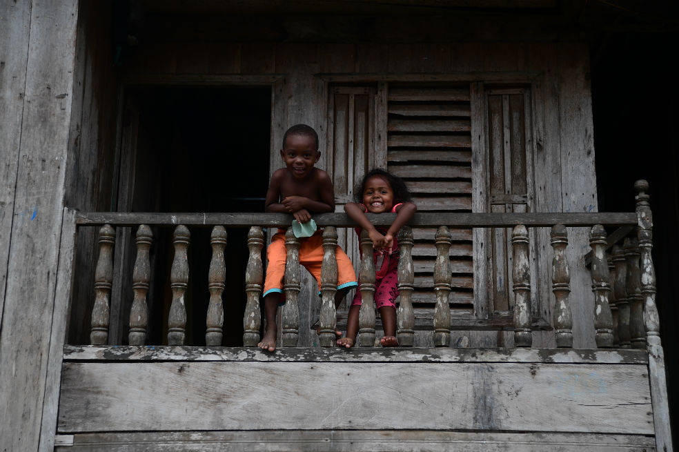Enfrentamientos, desplazamientos, asesinatos, secuestros y amenazas son algunos de los hechos que atentan anualmente contra los niños colombianos. / Archivo