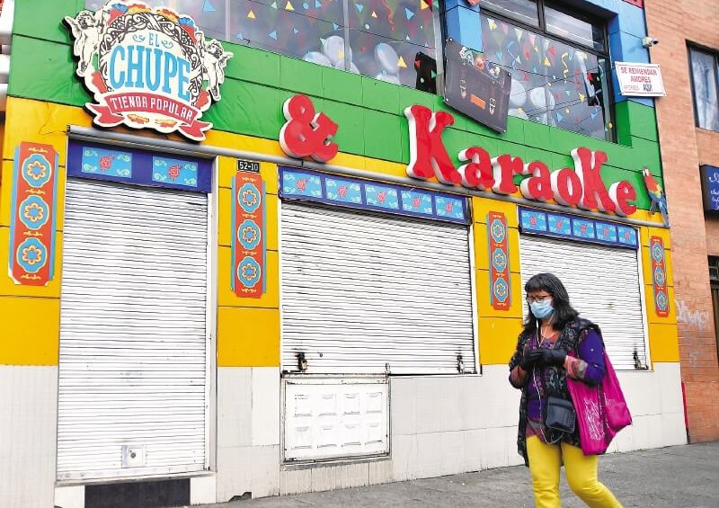 En Bogotá hay 15.000 bares, de los que 14.490 pagan arriendo. / Óscar Pérez - El Espectador