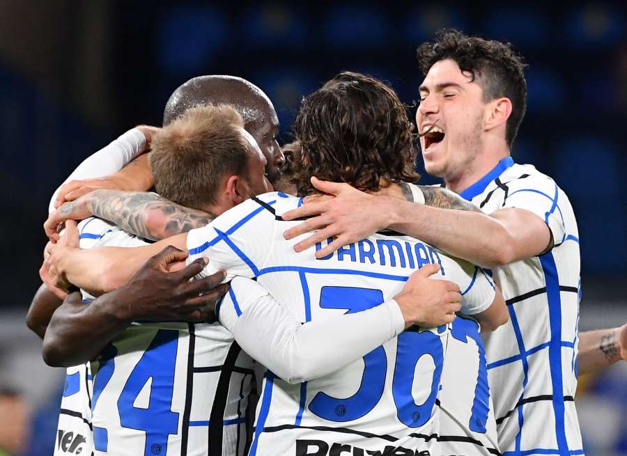 Inter empató en su visita al Napoli y dio un paso enorme rumbo a la conquista del título de la Serie A.