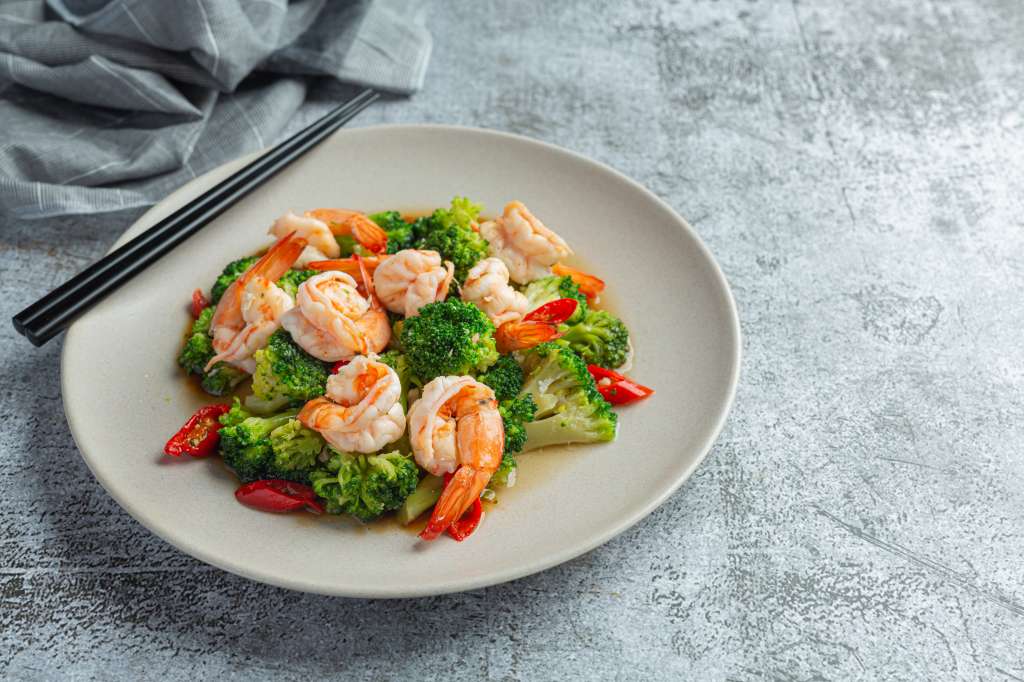 Receta con camarones y brócoli