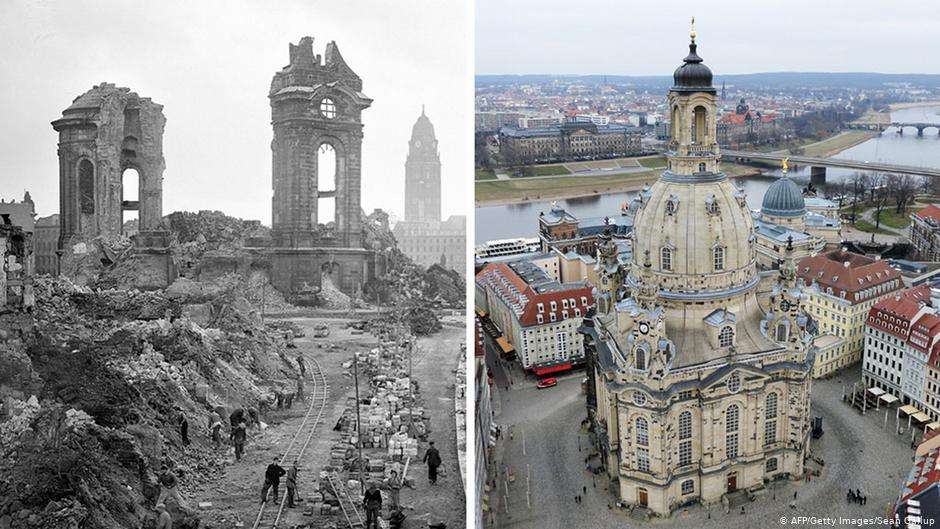 Imagen de la emblemática Frauenkirche, en 1952, durante la reconstrucción, y en 2005, después de terminada la restauración.
