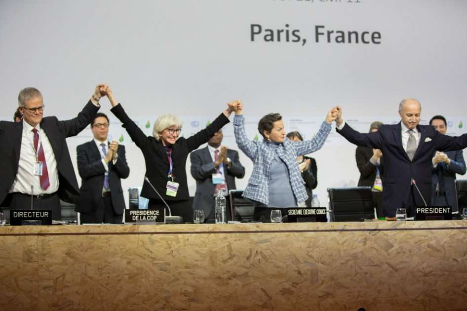 Asamblea de la cumbre celebra la firma del acuerdo.  / Flickr - UNclimatechange