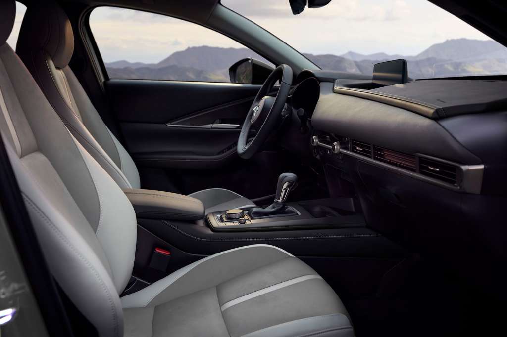 Mazda CX-30 se actualiza con ligeros cambios en diseño y tecnología