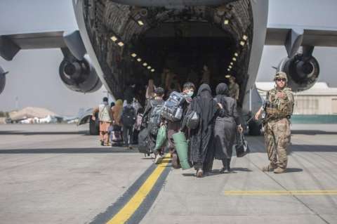 Refugiados afganos no vendrían a Colombia, por ahora
