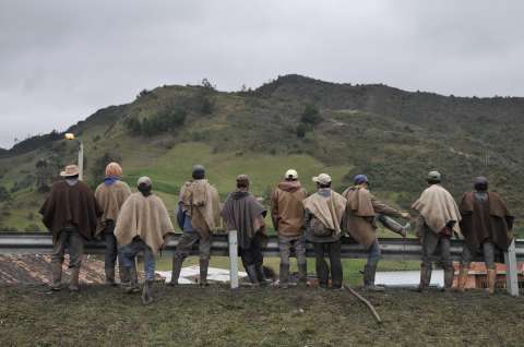 Parameros y pequeños mineros bloquearon vía Tunja-Bogotá e ingreso por Paipa