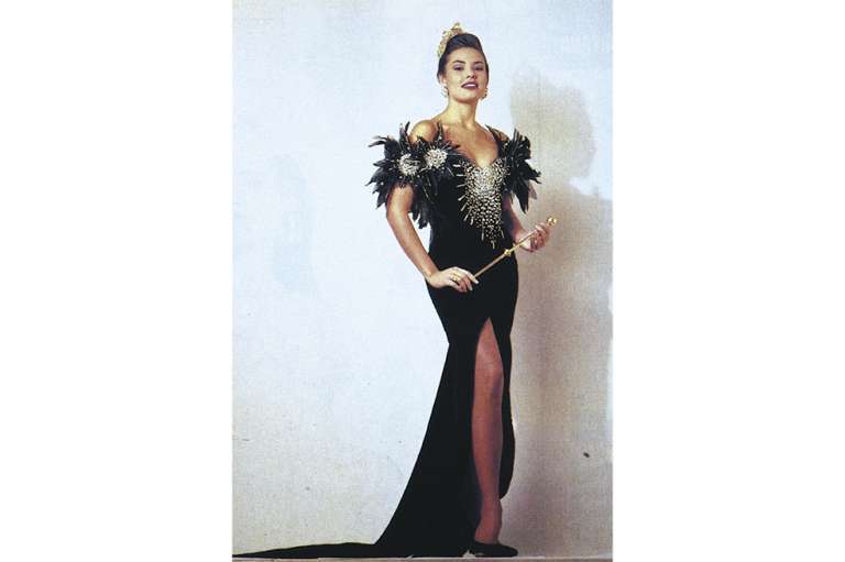 Paula Andrea Betancur virreina Miss Universo en 1993
