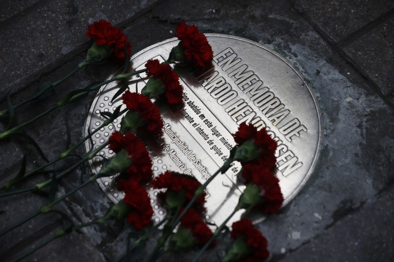 Leonardo Henrichsen, el camarógrafo que grabó hace 50 años su asesinato en Chile