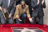Así recibió Snoop Dogg su estrella en el Paseo de la Fama de Hollywood