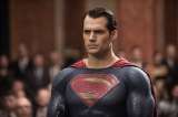 Henry Cavill: "La capa de Superman sigue siendo mía"