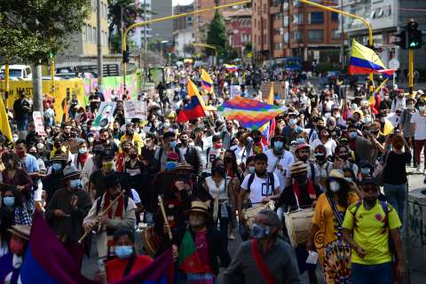 Plantón en el Reino Unido para pedirle al gobierno Duque diálogo social genuino y respeto a los DD. HH.