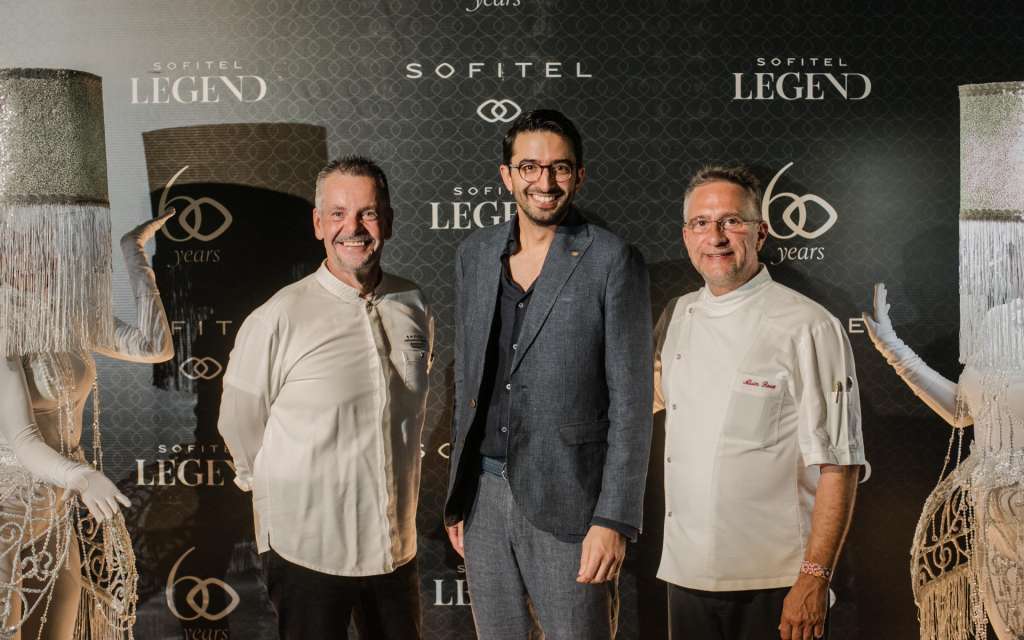 Chef Patrice Guaus (izq), el gerente general de Sofitel Barú, Yannick Sorro (centro); y el chef Alain Roux (der).