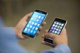 En el Día de Internet Seguro: ¿Los colombianos dan muy pronto celulares a sus hijos?