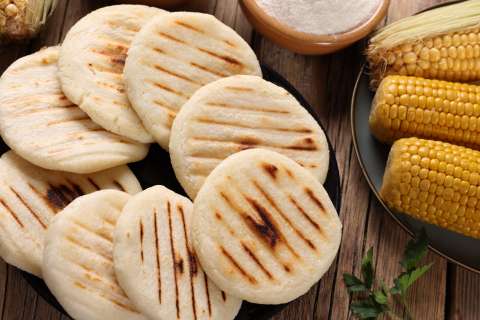 ¿De qué país es la arepa, de Colombia o Venezuela? Esta es su historia y origen