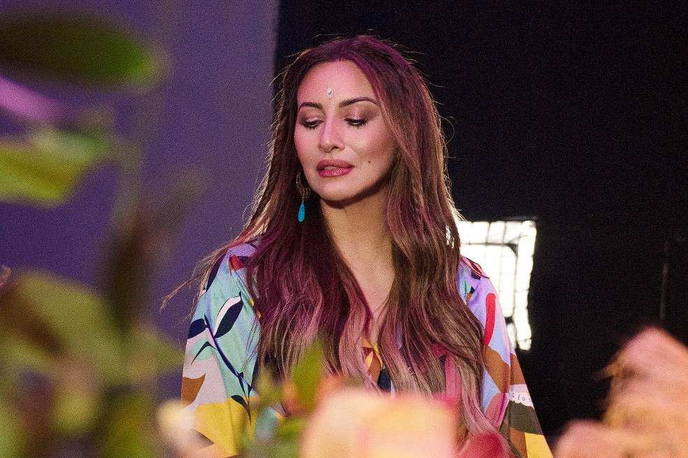 Myriam Hernández se atrevió a presentar una propuesta diferente con "Te quiero, ti amo”, una canción pop luminosa y refrescante.