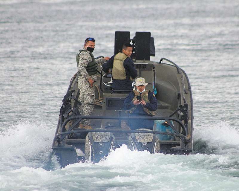 Las autoridades también desplegaron operativos por mar para buscar a los 11 desaparecidos de Tumaco.