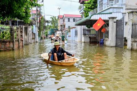 Inundaciones por lluvias en Hanói, Vietnam