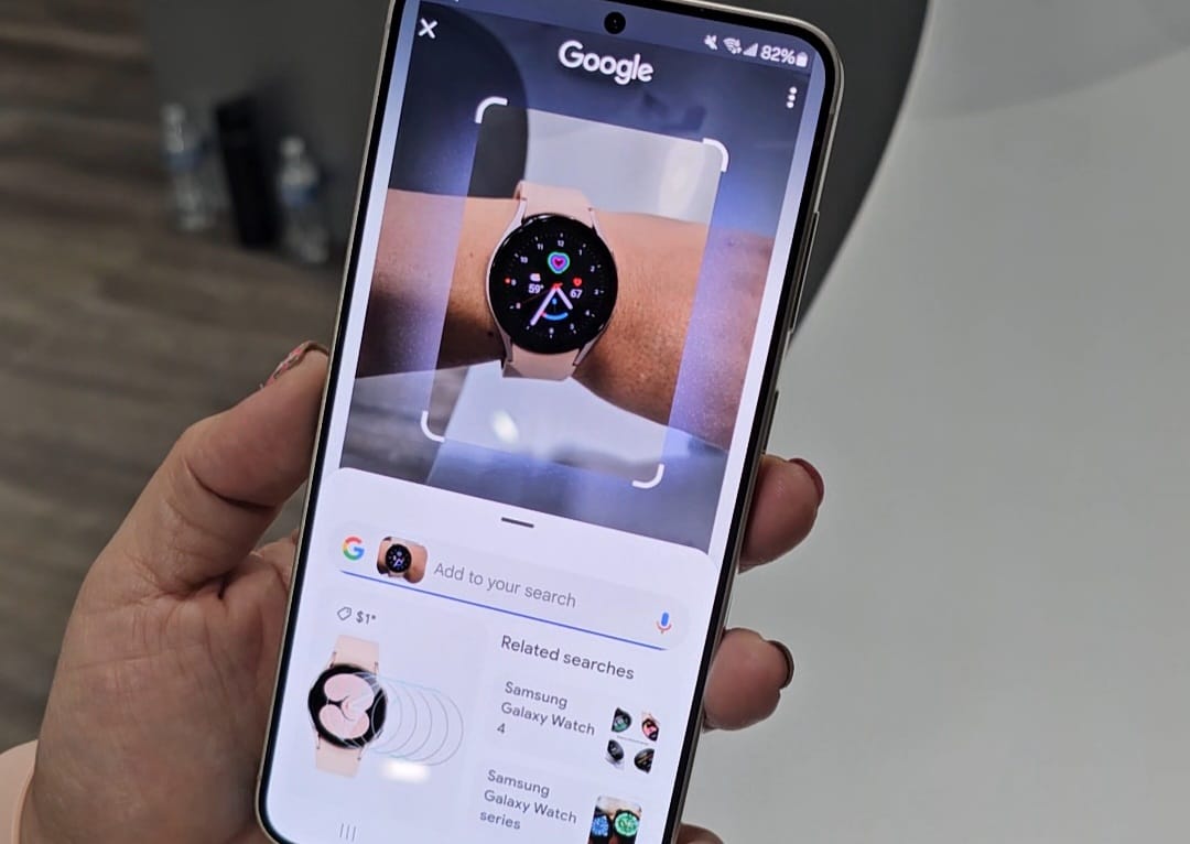 Solo basta tomar una foto o usar una de internet, señalarla con el dedo y de inmediato buscará información sobre la imagen. Esto fue un desarrollo con Google.