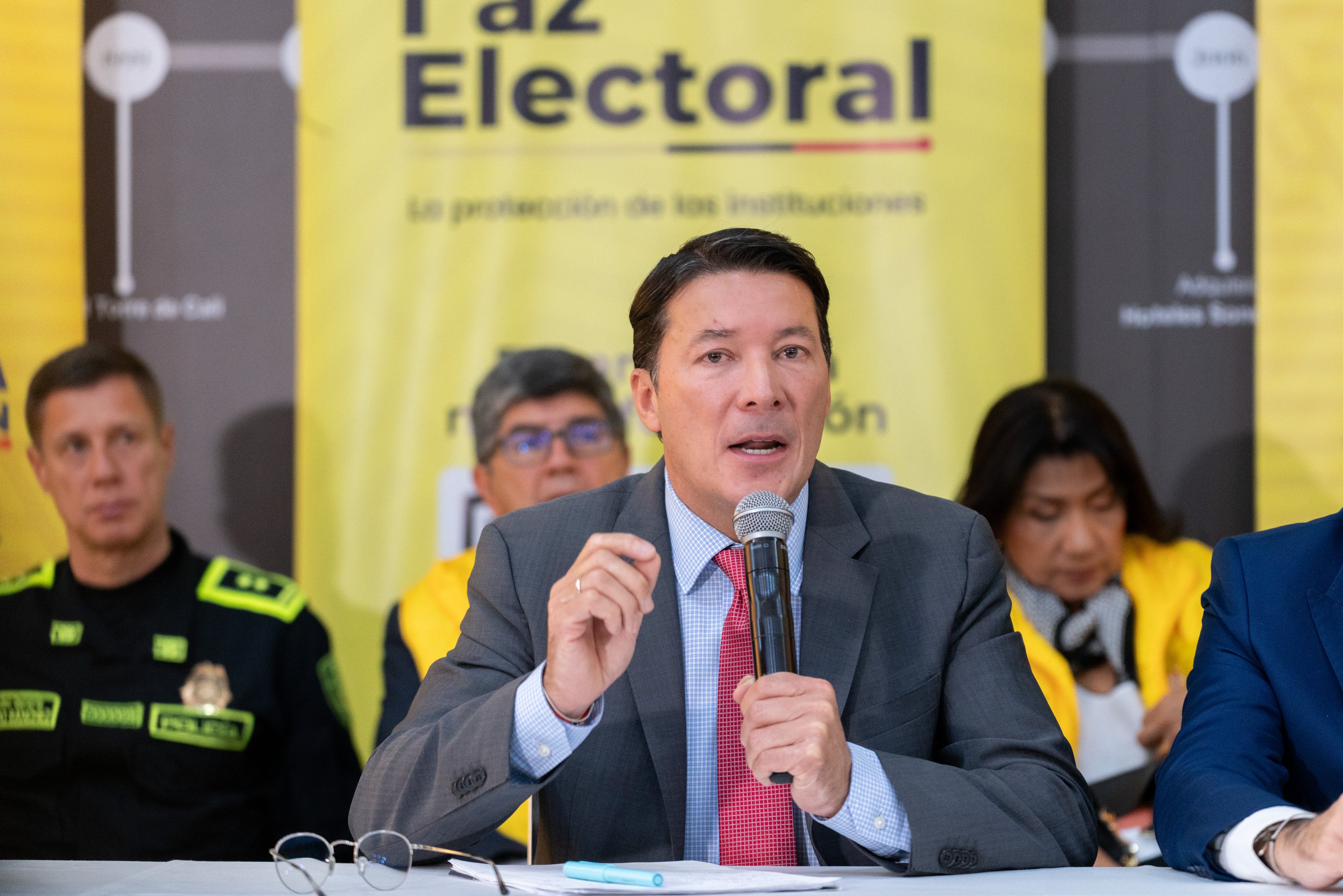 Registrador Hernán Penagos.