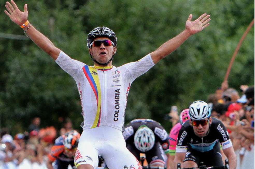 Fernando Gaviria, con el anterior uniforme de la selección colombiana de ciclismo. / Fedeciclismo