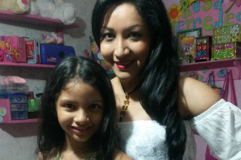 Viviana junto a su hija Rosa. /Archivo particular