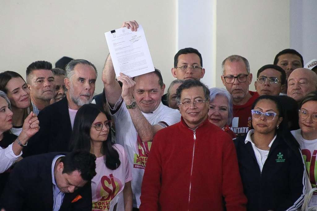El presidente Gustavo Petro radicó su consulta popular el 1° de mayo en el Congreso.