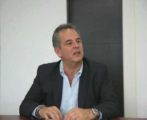 Ordenan arresto por tres días contra el gerente de Aguas de Bogotá