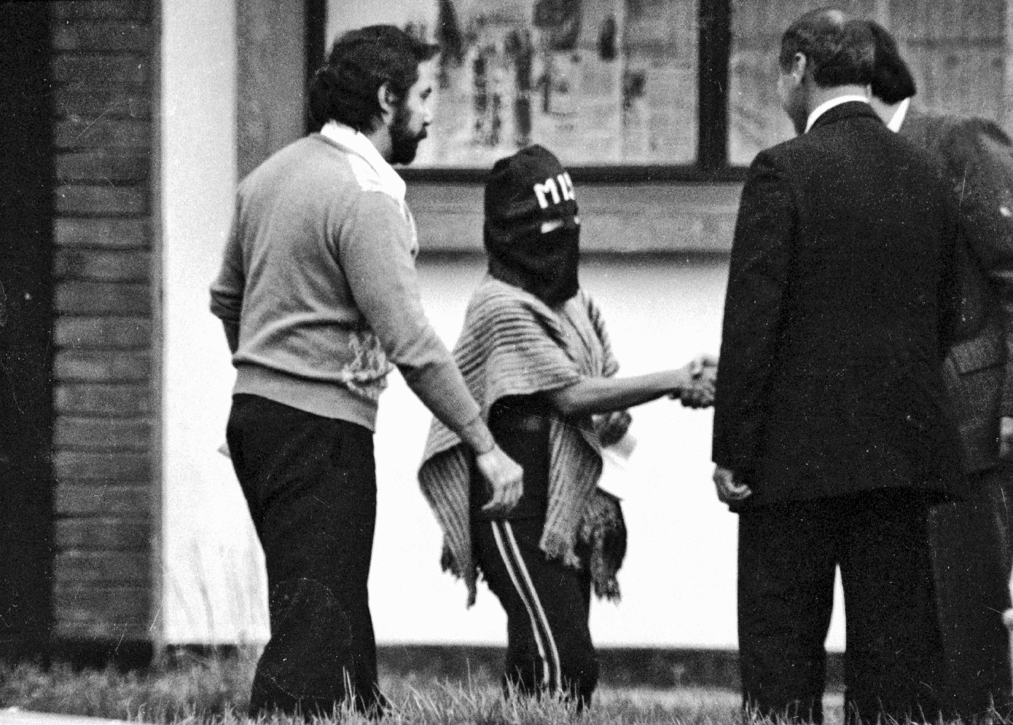 ATAQUE A EMBAJADA REPUBLICA DOMINICANA AÑOS 80 POR EL M19
