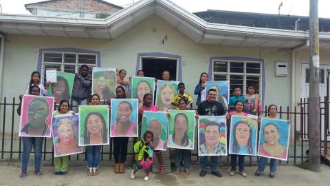 Los autorretratos de la memoria de las mujeres desplazadas del Cauca