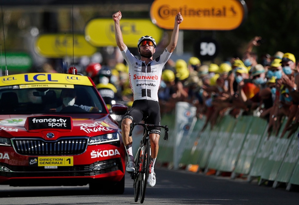 El suizo logró su primera victoria de etapa en una de las grandes vueltas del circuito de la UCI.