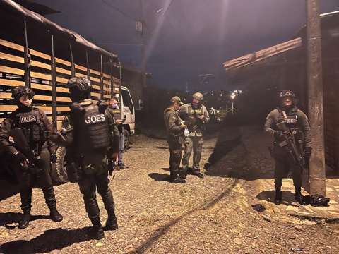 Gobernadora del Valle pide militarizar Buenaventura por situación de orden público