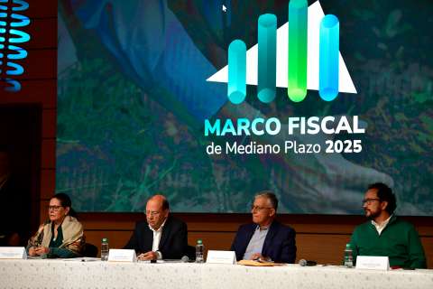Economía vista desde el Marco Fiscal: ¿el Gobierno está haciendo cuentas alegres?