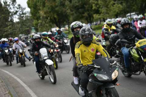 Distrito y Bloomberg lanzan campaña contra el exceso de velocidad en motociclistas