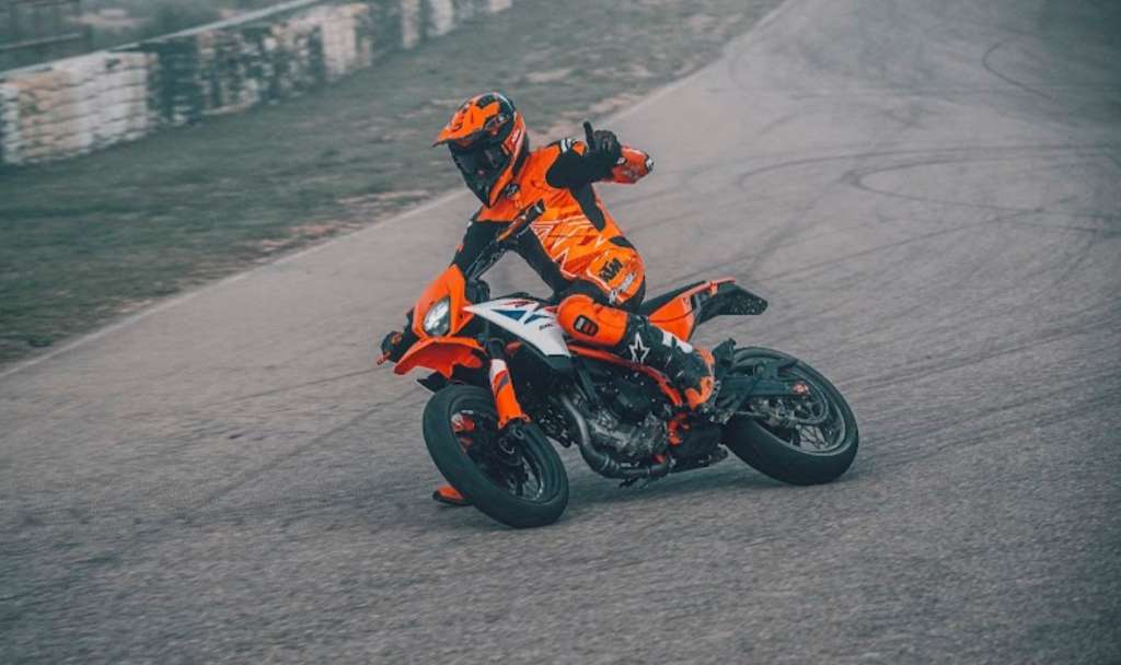 KTM 390 SMC R