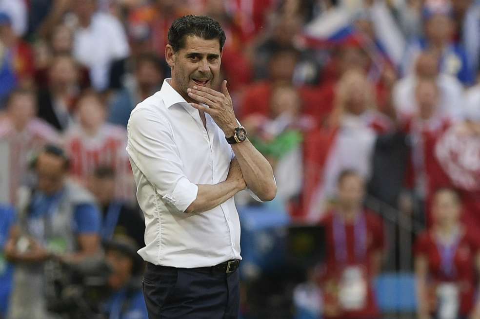 Hierro fue asistente técnico de Carlo Ancelotti en el Real Madrid en agosto de 2014. / AFP