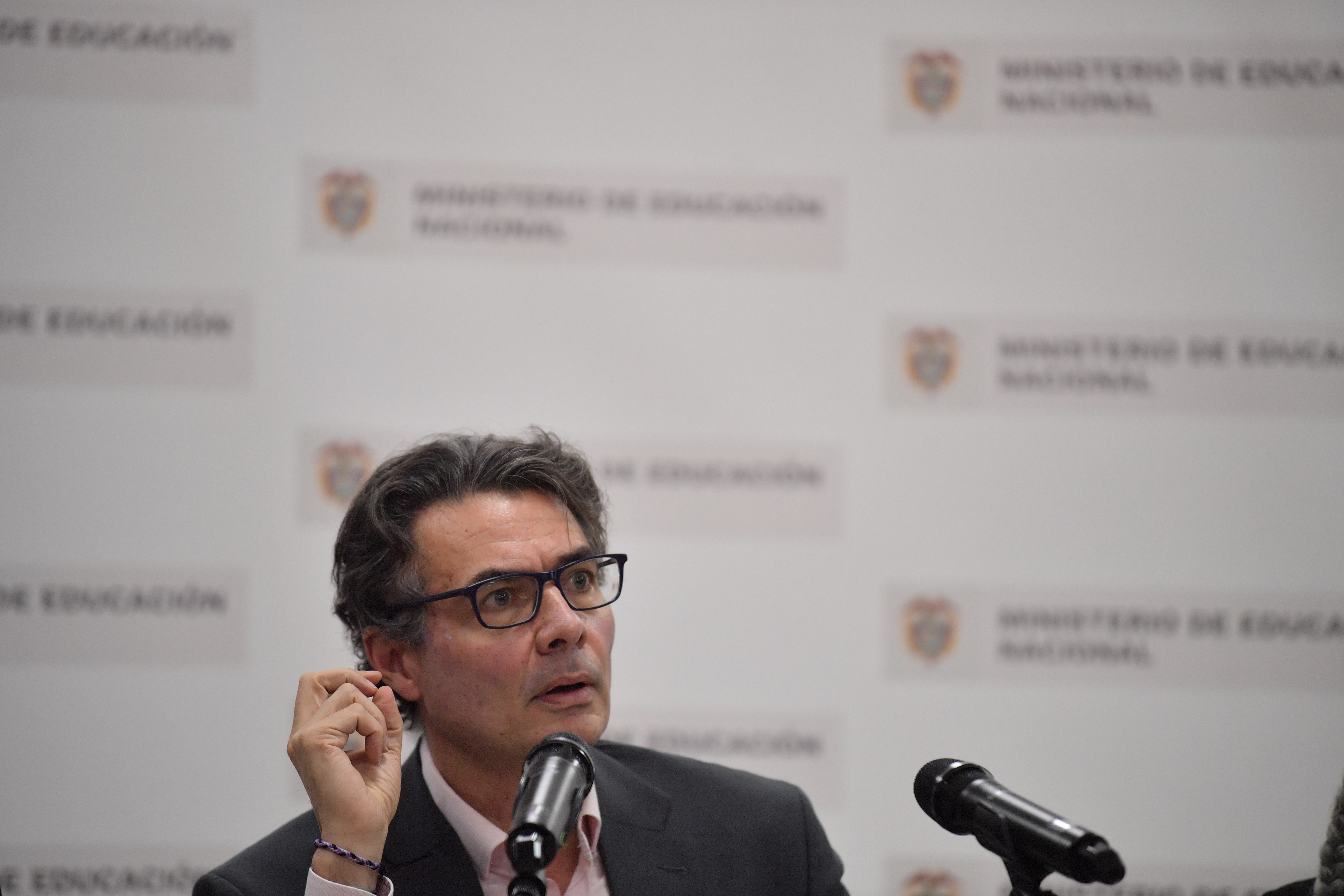 Ministro de Educación, en la reunión sobre el incremento de los precios en las universidades privadas.