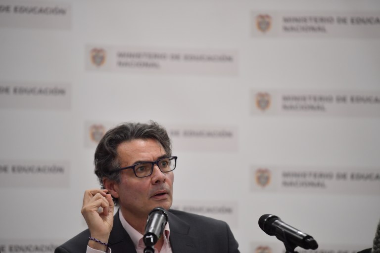 Alejandro Gaviria se pronuncia sobre caso de racismo y violencia sexual en Boyacá