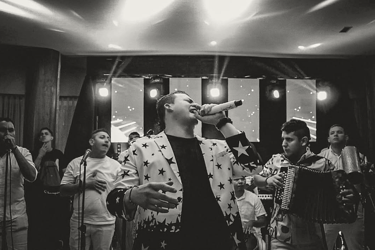 Cantante vallenato fue encontrado sin vida dentro de su vivienda. Esto se sabe
