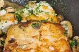 Receta para preparar corvina con mantequilla, cilantro y hongos